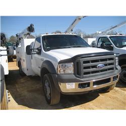 2005 FORD F550 4X4 SERVICE TK S/N B95945 FORD DIESEL ENG
