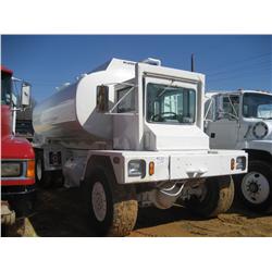 1999 ADVANCE 6X6 WATER TANKER