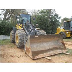 KOMATSU WA250PT-5L RUBBER TIRED LOADER