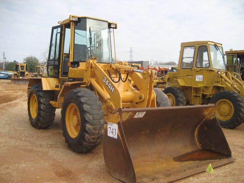 JOHN DEERE 344H RUBBER TIRED LOADER