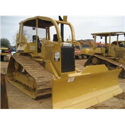 CAT D4H LGP SERIES III CRAWLER TRACTOR