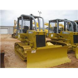 KOMATSU D31E CRAWLER TRACTOR