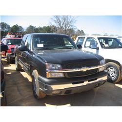 2004 CHEVROLET 4X4 CREW CAB PICKUP