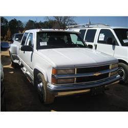 1998 CHEVROLET 3500 CREW CAB DUALLY