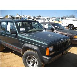 1993 JEEP CHEROKEE SPORT 4 DOOR