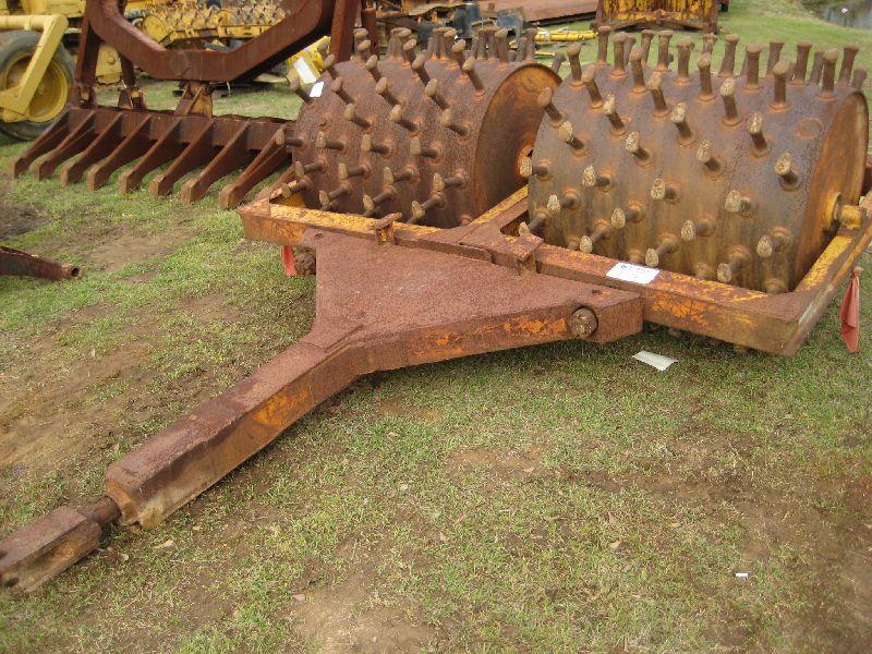 TAMPO DOUBLE DRUM SHEEP FOOT ROLLER