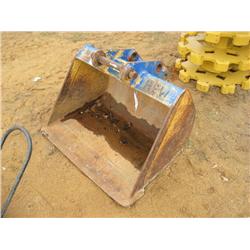 42" CLEAN OUT BUCKET