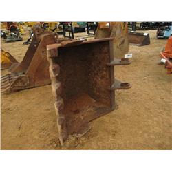 46" BUCKET W/SIDE CUTTERS