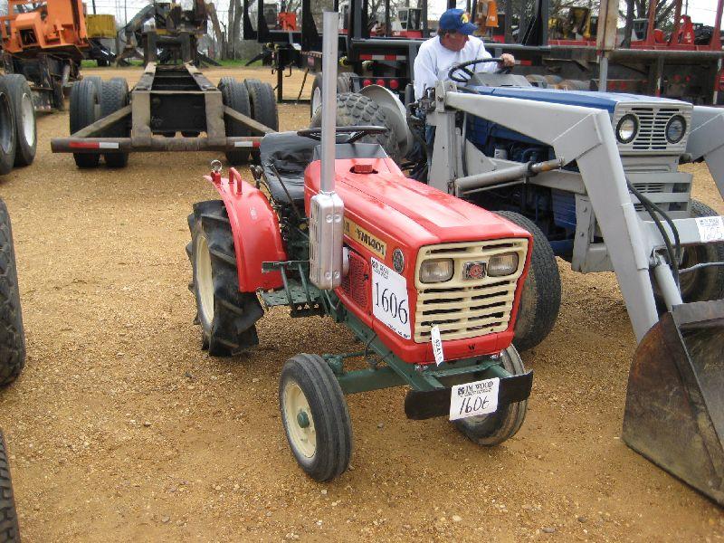 YANMAR YM1401 FARM TRACTOR