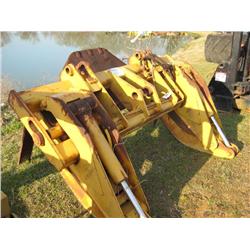 HYDRAULIC LOG FORKS W/TOP CLAMP
