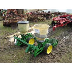 JOHN DEERE 2 ROW PLANTER