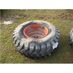 18-22.5 TIRE & WHEEL