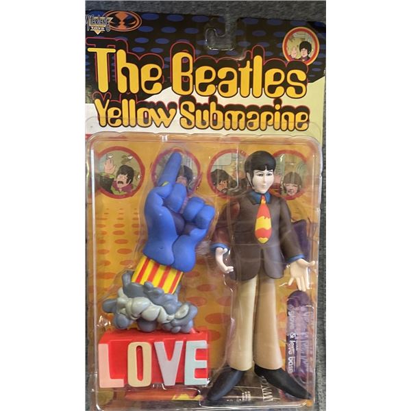 MCFARLANE THE BEATLES YELLOW SUBMARINE PAUL WITH GLOVE & LOVE BASE ACTION FIGURE