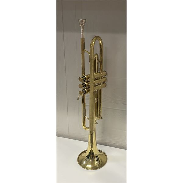 Besson Trumpet SN 846173 with mouthpiece and case