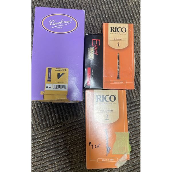 Clarinet Reeds and Mouthpiece