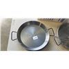 Image 2 : 2 NEW 13.5 INCH CARBON STEEL PANS AND NEW ICO 1L WHIPPED CREAM DISPENSER