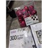 Image 2 : ASSORTED CHRISTMAS LIGHTS AND DECORATIVE BALLS