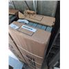 Image 2 : 18 DELUXE METAL SHELVES 9 IN X 48 IN