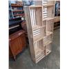 Image 2 : WINE CRATE BOOKSHELF