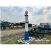 Image 3 : ANTIQUE GILBERT AND BARKER MODEL 177 GAS PUMP