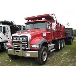 2007 MACK CTP713 TRI-AXLE DUMP