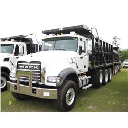 2007 MACK CTP713 TRI-AXLE DUMP