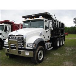2007 MACK CTP 713 TRI-AXLE DUMP