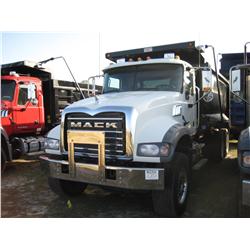 2007 MACK CTP713 T/A DUMP