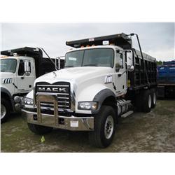 2007 MACK CTP713 T/A DUMP