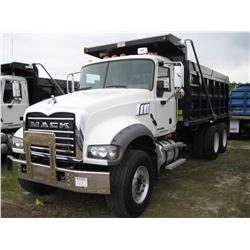 2007 MACK CTP713 T/A DUMP