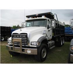 2007 MACK CTP713 T/A DUMP