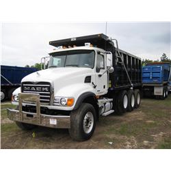 2006 MACK CV713 TRI-AXLE DUMP
