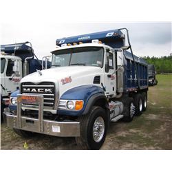 2006 MACK CV713 TRI-AXLE DUMP