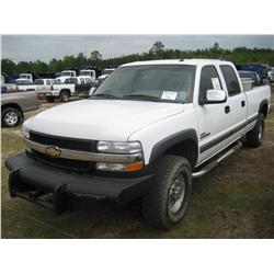 2002 CHEVROLET 2500 CREW CAB 4X4 PICKUP