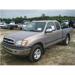2001 TOYOTA TUNDRA QUAD CAB PICKUP