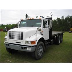 1993 INTERNATIONAL 4900 T/A FLATBED DUMP
