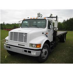 1996 INTERNATIONAL 4900 FLATBED DUMP