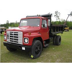 1982 INTERNATIONAL 1700 S/A DUMP
