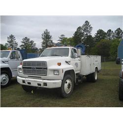 1994 FORD F700 SERVICE TRUCK