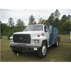 1987 FORD F700 FUEL & LUBE TRUCK