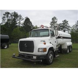 1995 FORD L9000 T/A WATER TRUCK