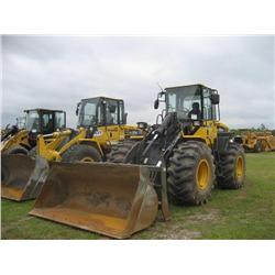 KOMATSU WA200PT-5 RUBBER TIRED LOADER