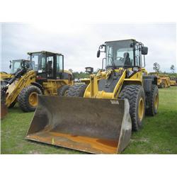 KOMATSU WA200L-5 RUBBER TIRED LOADER