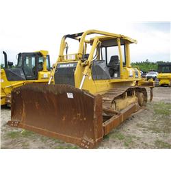 KOMATSU D65EX-15 CRAWLER TRACTOR
