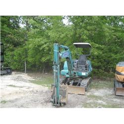 KOMATSU PC30 HYDRAULIC EXCAVATOR