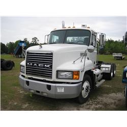 2000 MACK CH612 T/A TRUCK TRACTOR