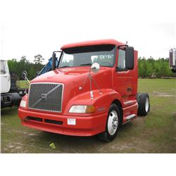 1999 VOLVO S/A TRUCK TRACTOR