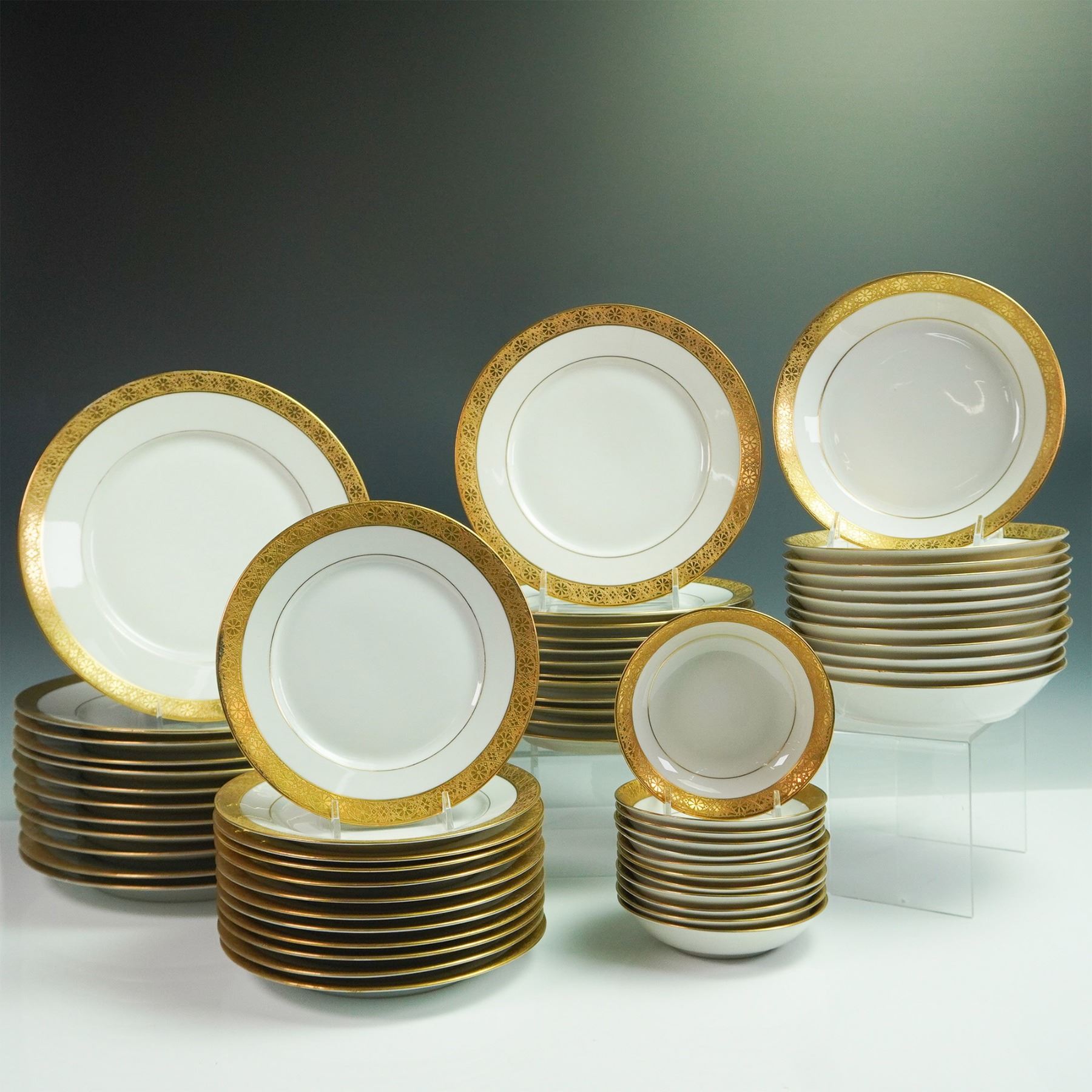 60pc-hutschenreuther-selb-bavaria-porcelain-plates-set-for-12-services
