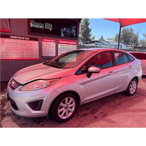 2012 FORD FIESTA