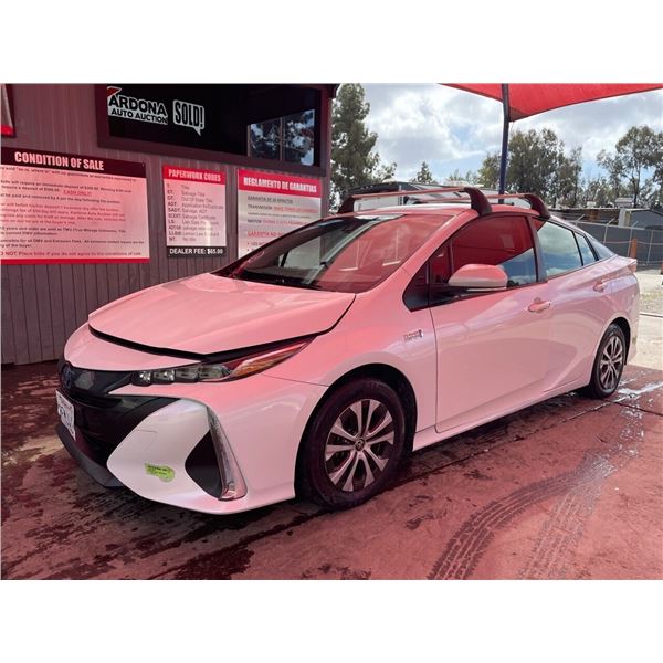 2022 TOYOTA PRIUS PRIME